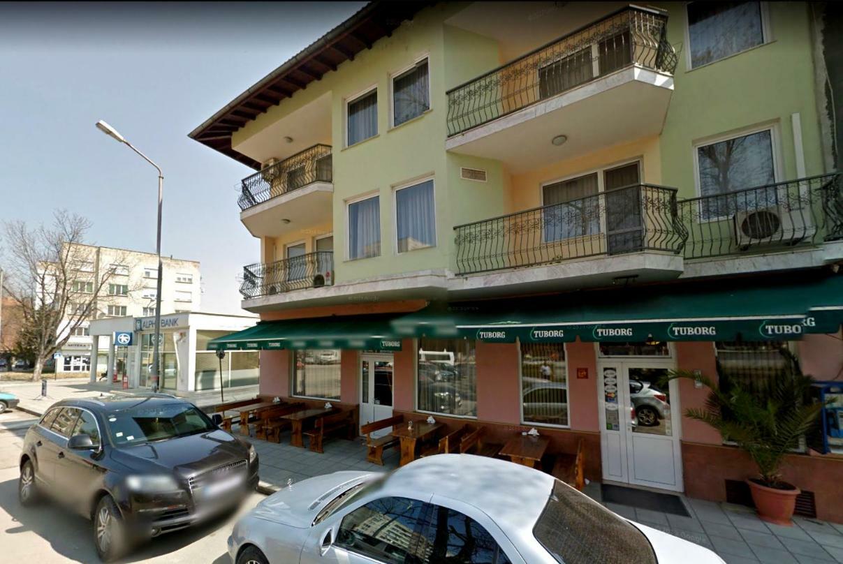 Family Hotel Odessa Sevlievo Exterior photo